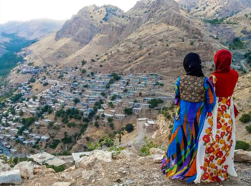 Idyllische Berglandschaft Owraman | Weltkulturerbe in Kordestan-Iran