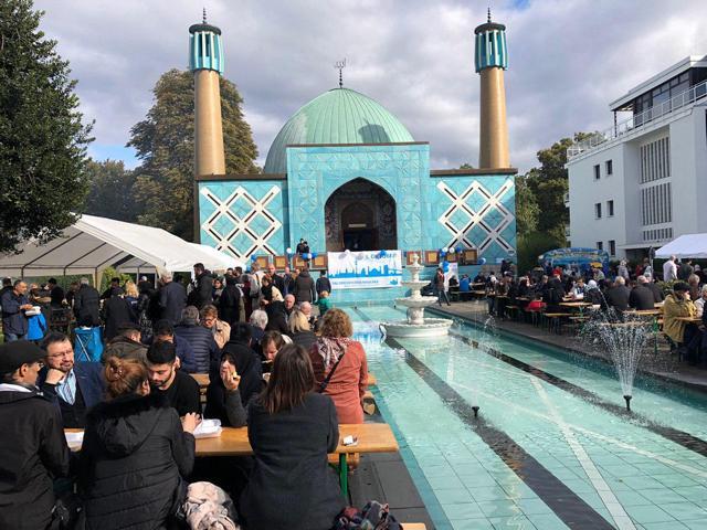 Moscheen laden zum 25 jährigen „Tag der offenen Moschee“ ein