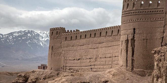 Die Rayen-Zitadelle in Kerman