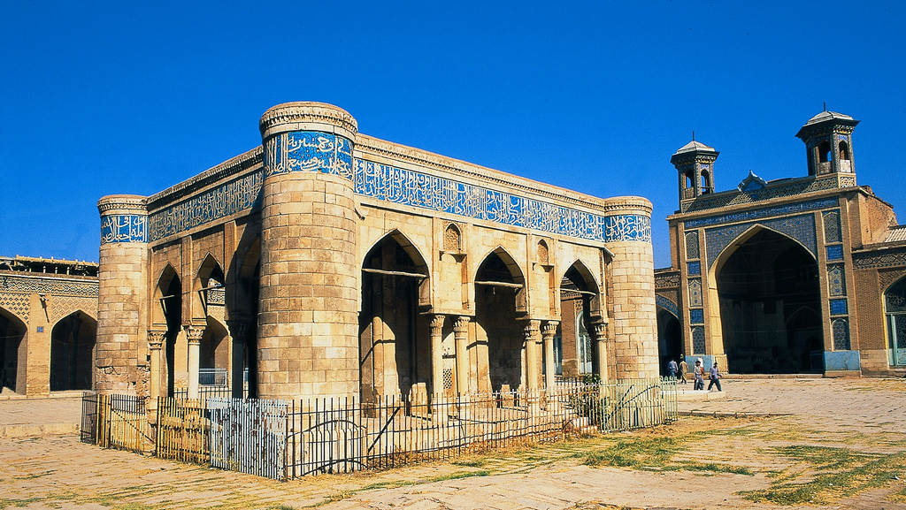 Die historische Atiq Moschee in Schiraz
