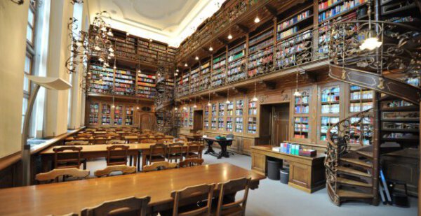 Kooperation zwischen Zentralbibliothek von Astan Quds Razavi und Bayerischer Staatsbibliothek