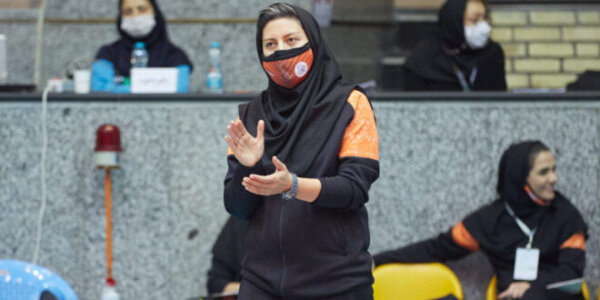 12.000 iranische Frauen arbeiten als Trainerinnen