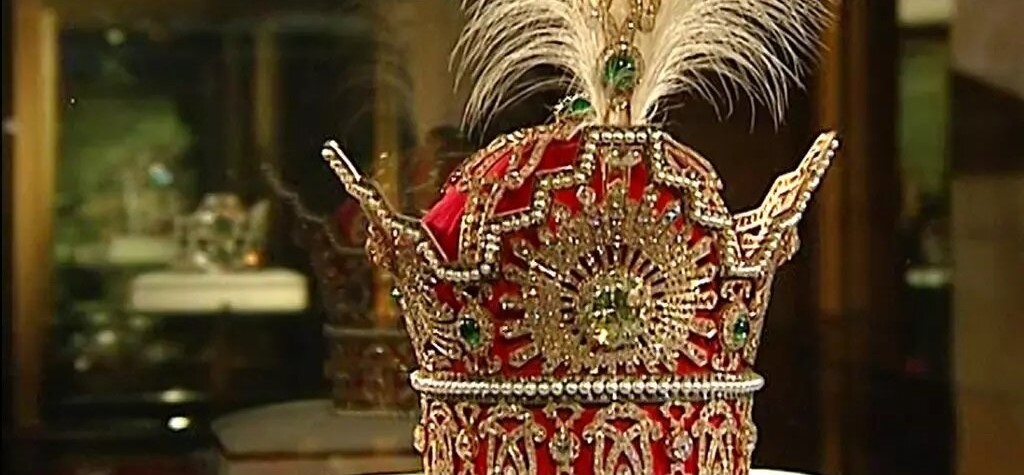 Schatzkammer der Nationaljuwelen in Teheran wird wieder für die Öffentlichkeit geöffnet