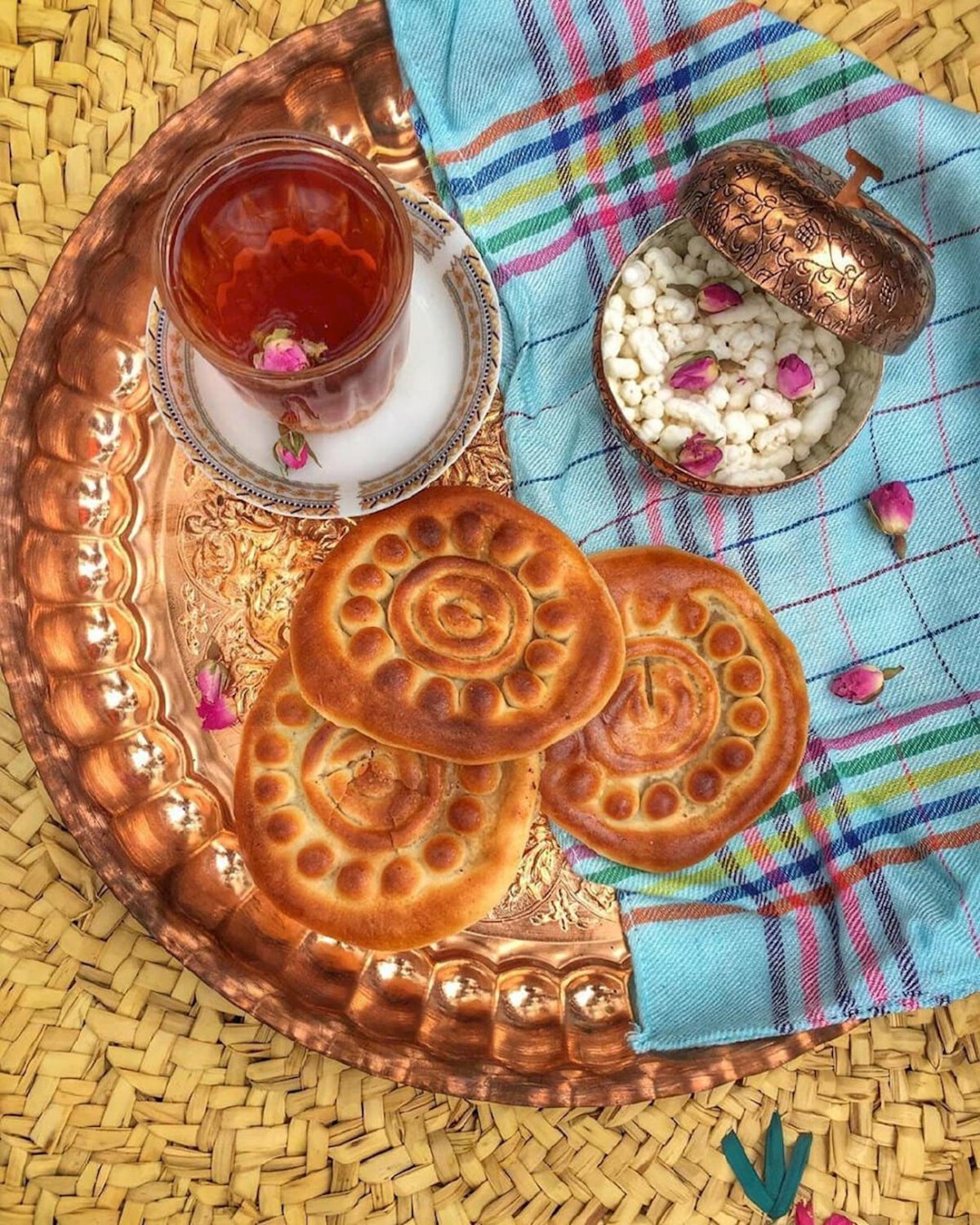 Kulutscheh, Gefüllte iranische Kekse
