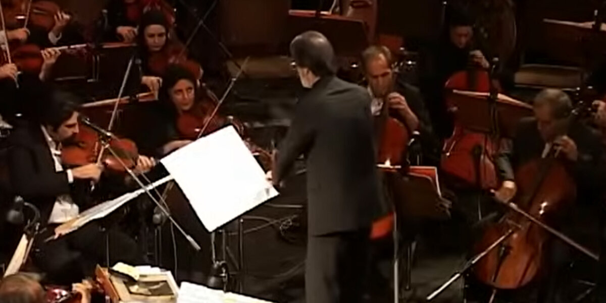 Symphonie „Epos von Chorramshahr“ von Majid Entezami 