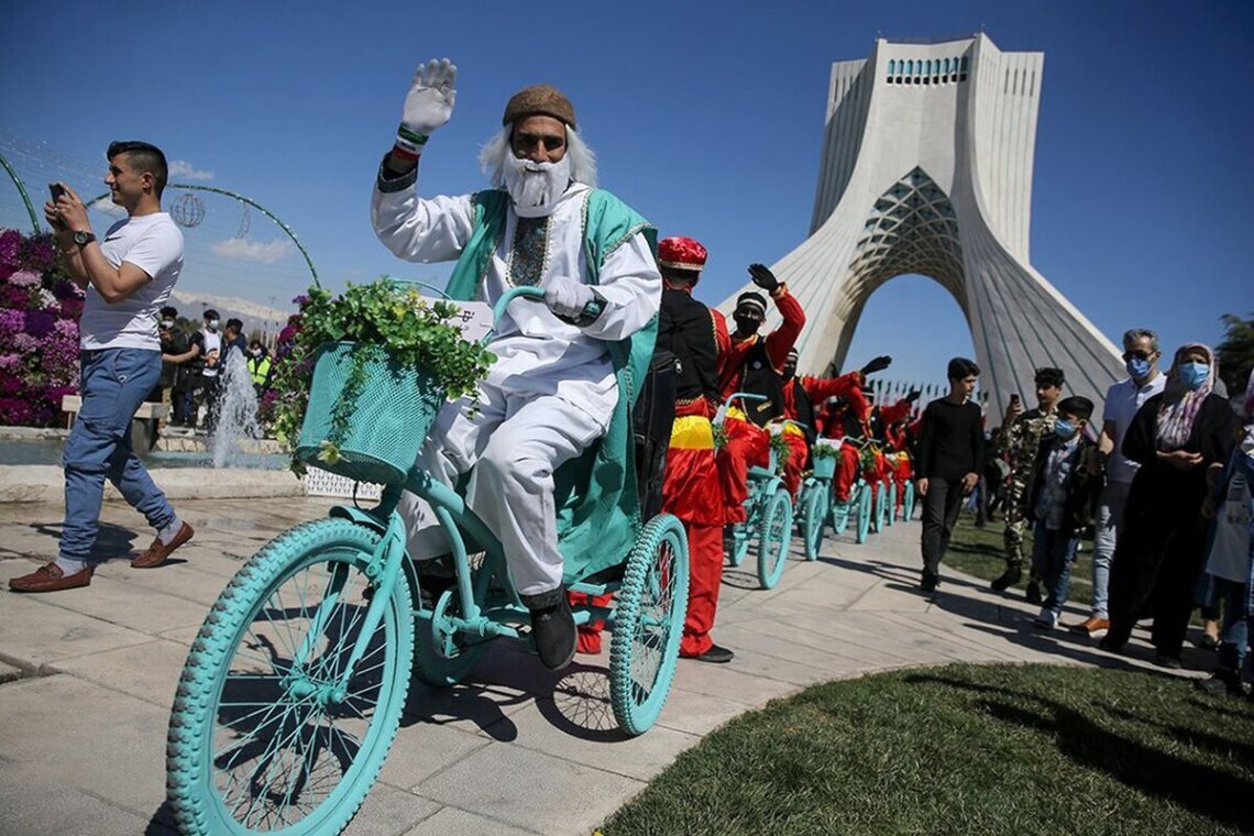 Nowruz in Teheran bietet Ruhe inmitten urbaner Pracht